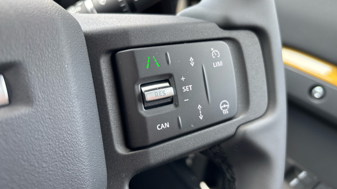 Land Rover Defender 3.0 D350 Trophy Edition Deep Sandglow 110 5dr Auto Diesel Estate - Image 48